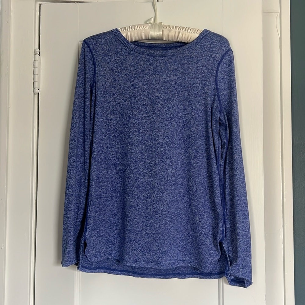 Zella long sleeved workout top, size M